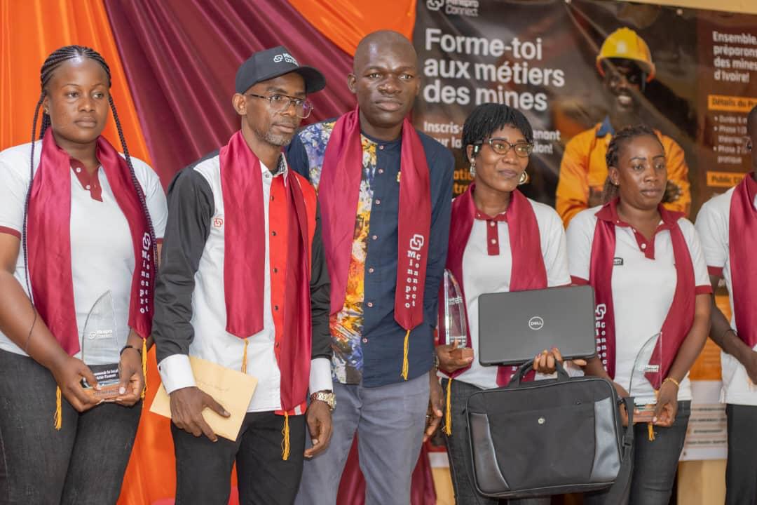Célébration des Diplômés et Lauréats : Une Cérémonie d&rsquo;Excellence à Minepro Connect